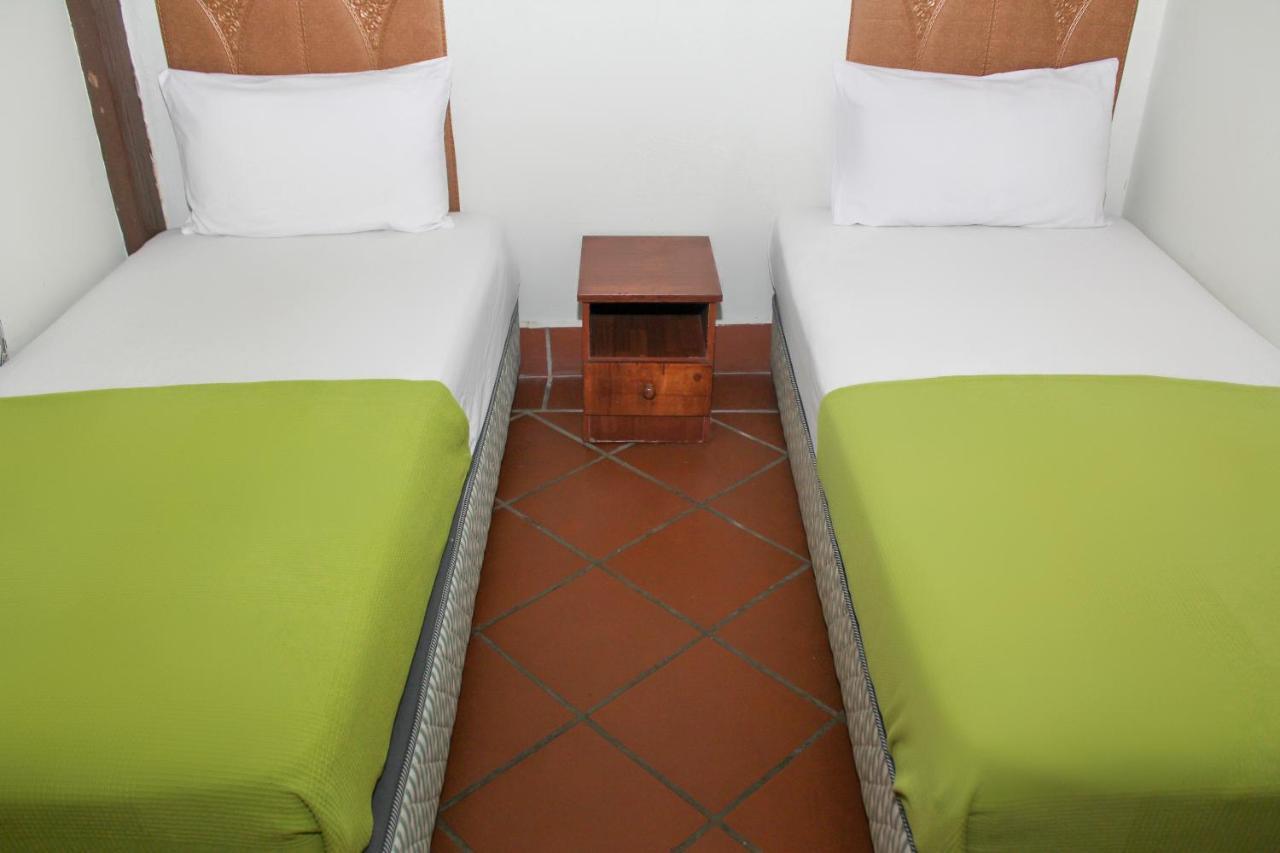 Spot On 89707 River View Guest House Tranquerah Buitenkant foto