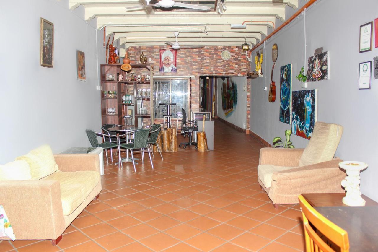 Spot On 89707 River View Guest House Tranquerah Buitenkant foto